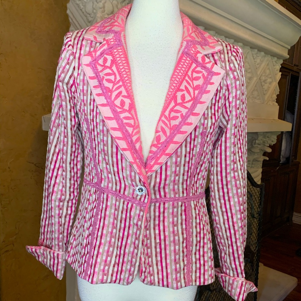 True Meaning jacket with contrast fabrics